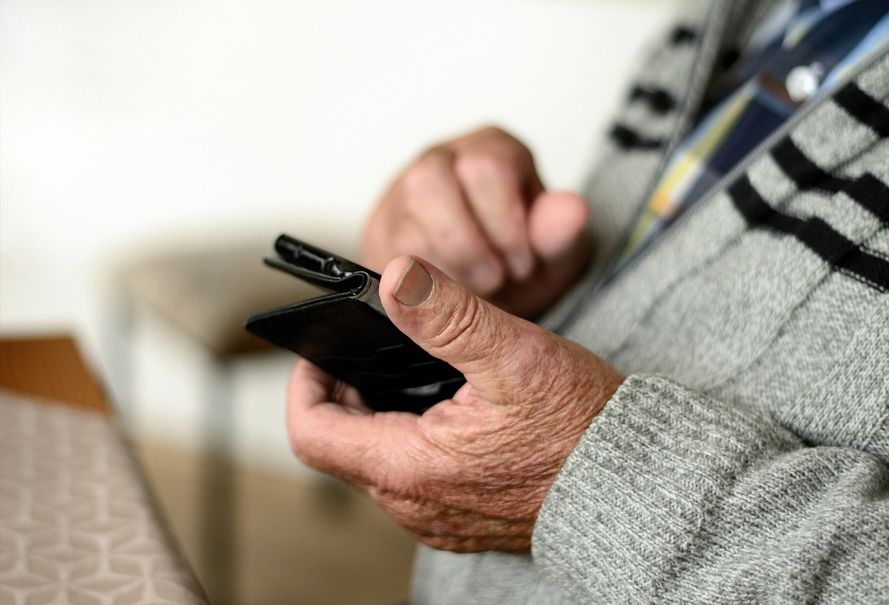 Best over 50 dating apps uk