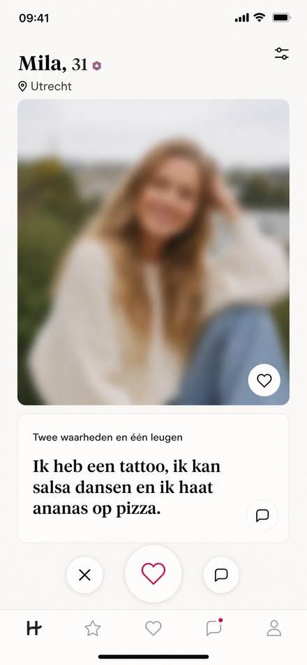 Hinge Discover profielkaart met prompt
